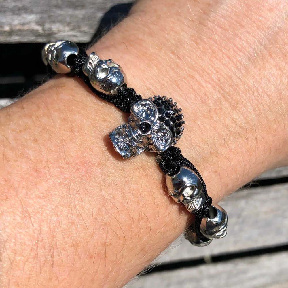 - Silver Skull Gem Macrame Bracelet! NEW!